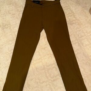 lululemon Men's Artifact Dress/Golf/Trousers